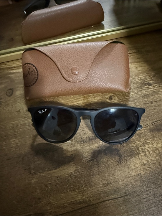 Ray-Ban Accessories - Sunglasses